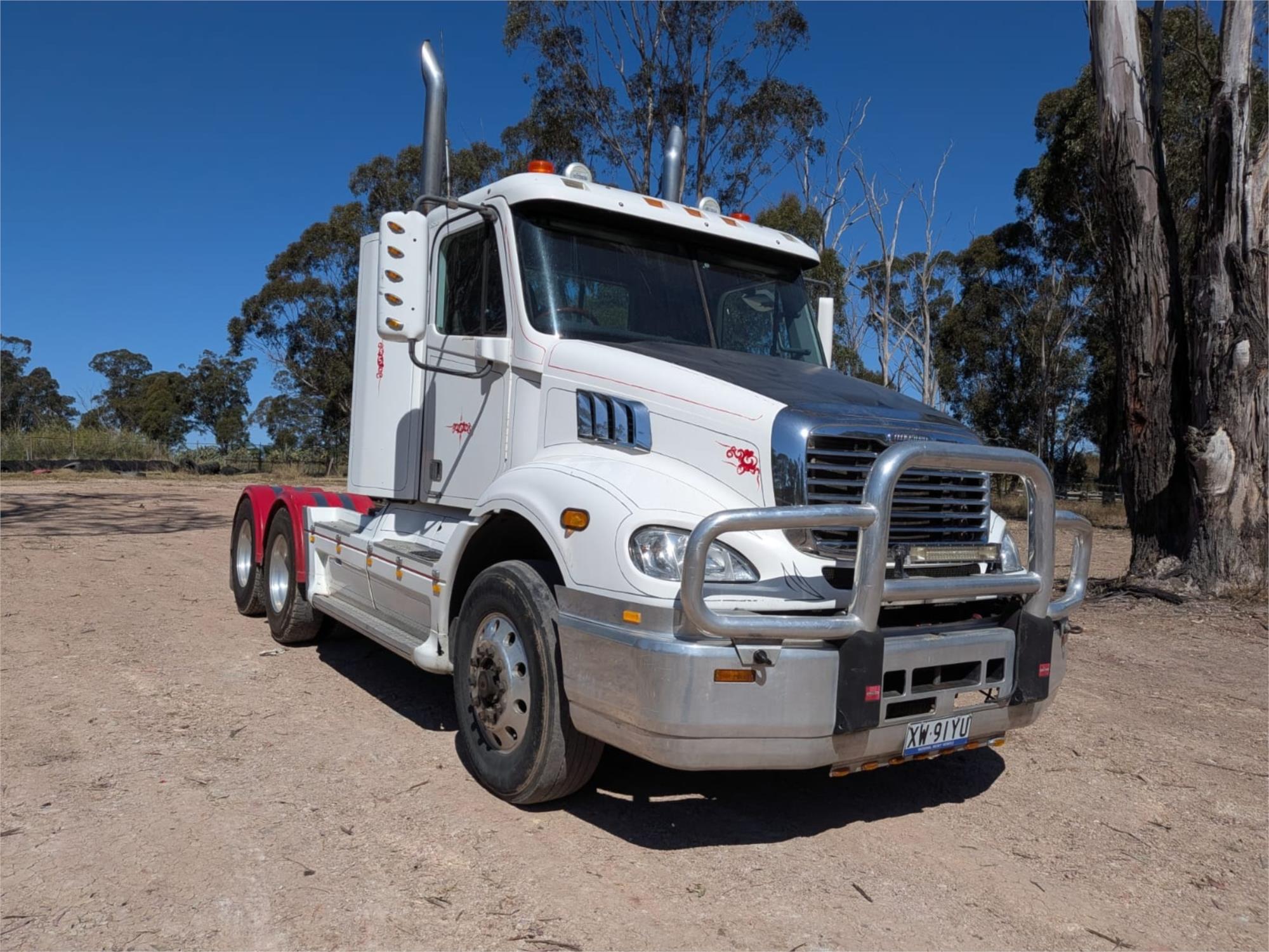 2009 FREIGHTLINER COLUMBIA