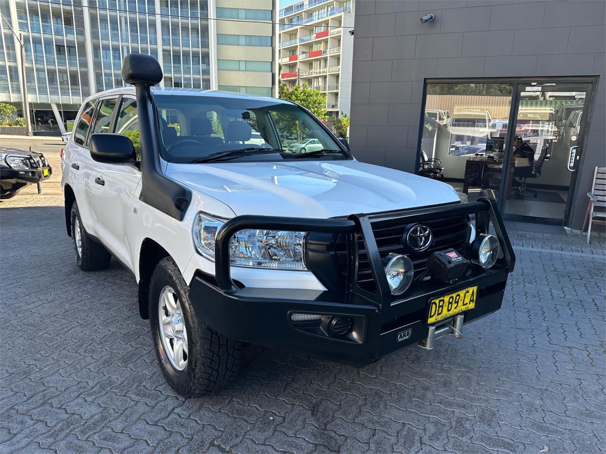 2020 Toyota Landcruiser 4d Wagon Lc200 Gx (4x4) Vdj200r