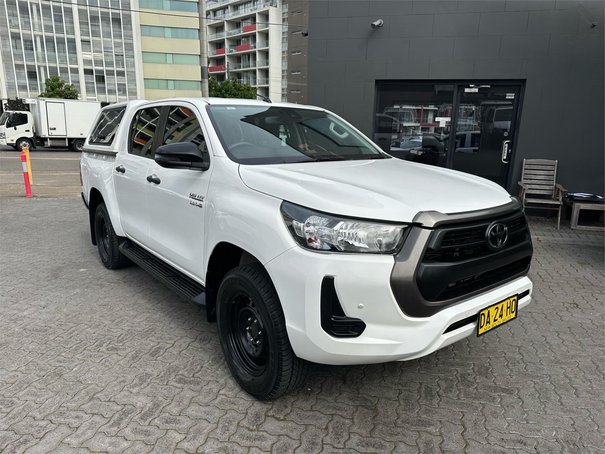 2020 Toyota Hilux Double Cab P/up Sr (4x4) Gun126r Facelift