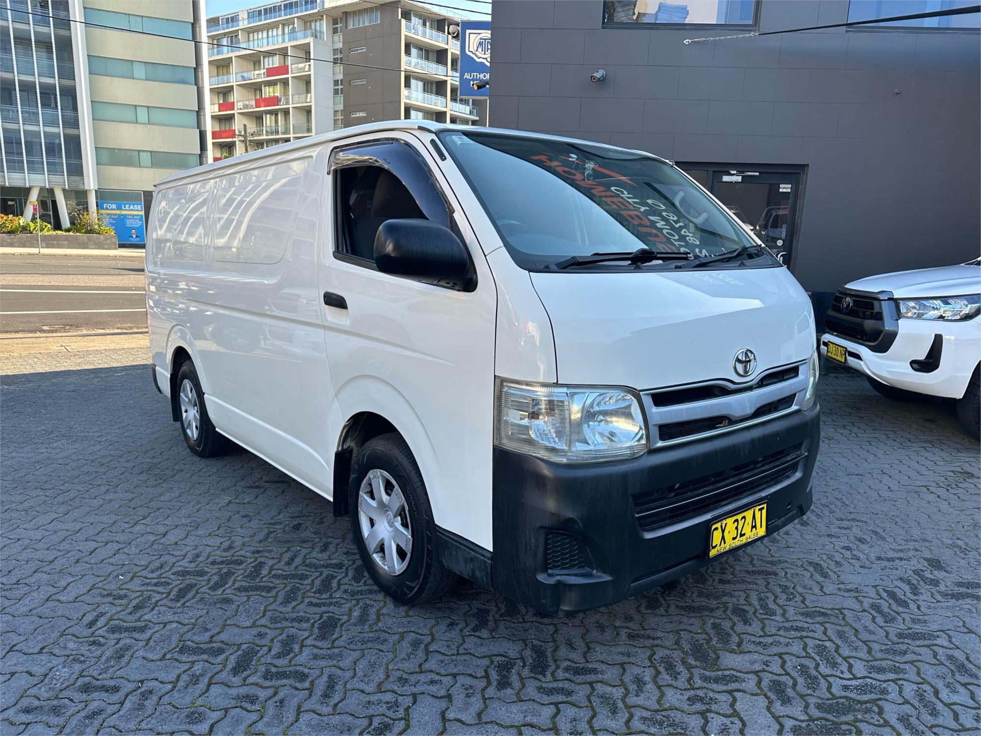 2012 Toyota Hiace 4d Van Lwb Trh201r My12 Upgrade