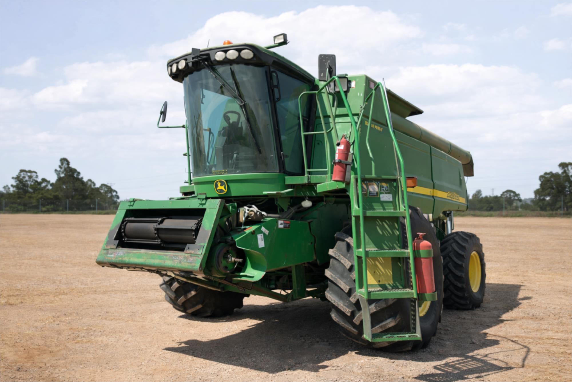 2000 John Deere 9660 STS Combine Harvester