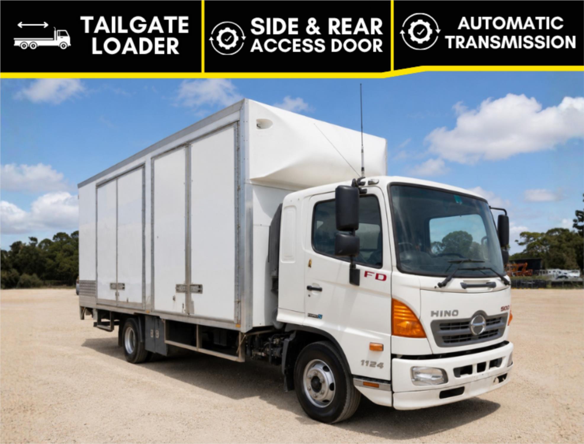 2013 HINO 500 Series Pantech FD1124